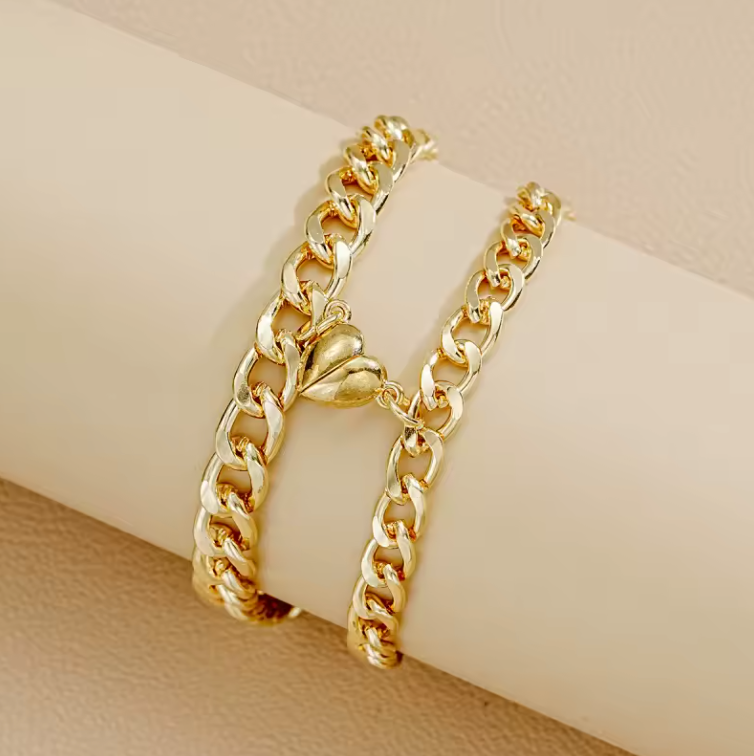 Amore Magnetic Heart Bracelet